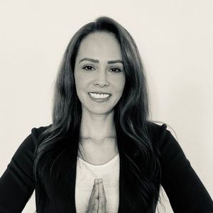 Meet your Posher, Dámaris